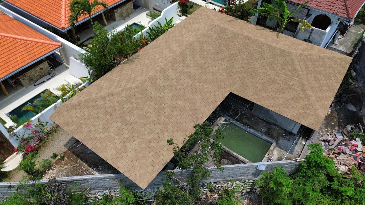 Maxxi Roof Cedar roof color